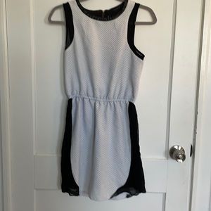 EUC cinched dress